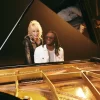 Blessing Offor e Dolly Parton se unem para ‘Somebody’s Child’